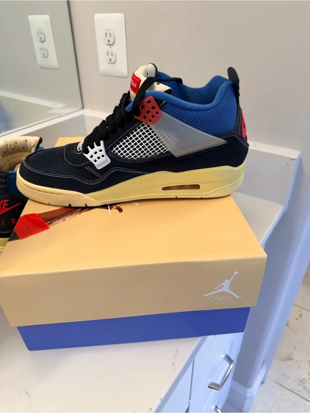 Jordan 4 Union LA off noir size 10.5 NIB